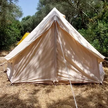 Entreraices אתר קמפינג